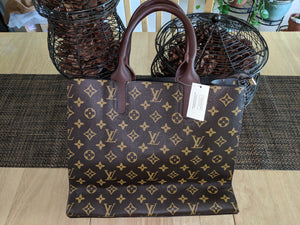 Louis Vuitton New Monogram LV Coffee Leather Handbag